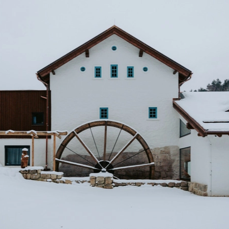 Zasněžený Podhlavický mlýn